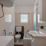 By The Sea - 18433 Appartamento Molat