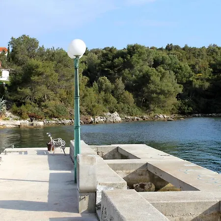 By The Sea - 18433 * Molat