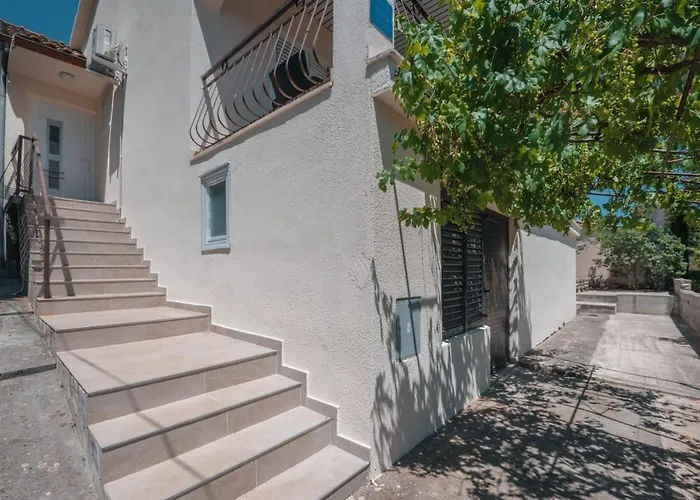 By The Sea - 18433 *