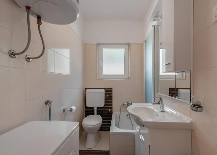 By The Sea - 18433 Apartman Molat