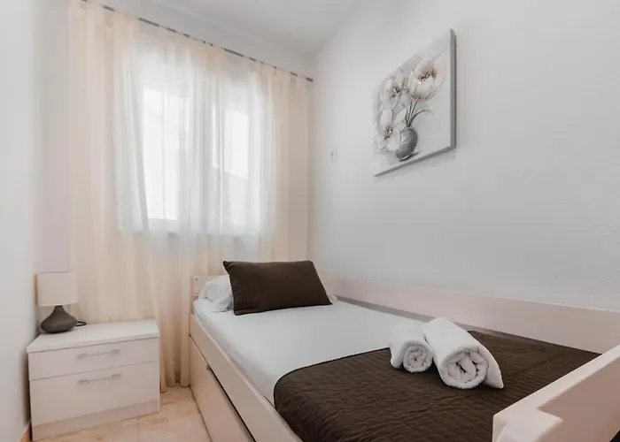 By The Sea - 18433 Apartman Molat