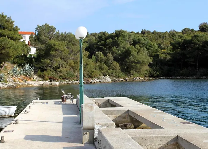 By The Sea - 18433 * Molat